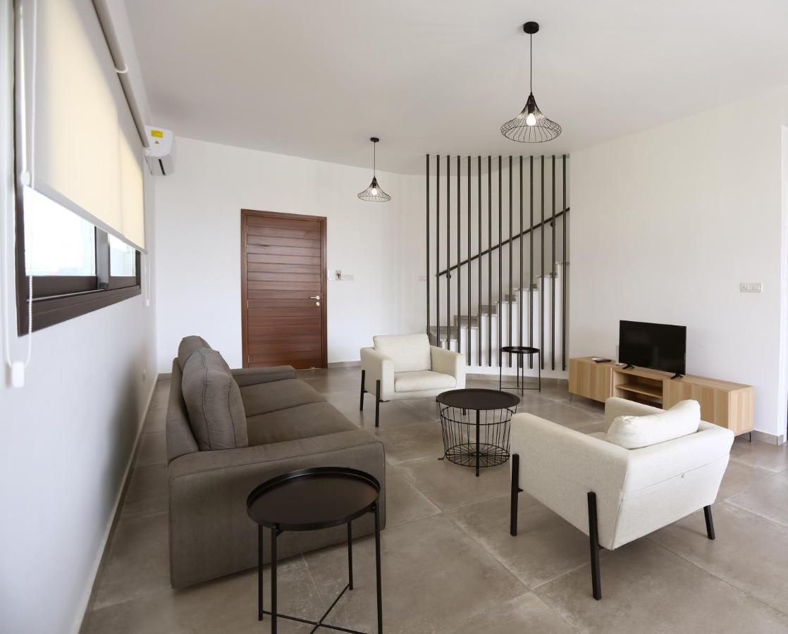 Villa Yria Coral Bay Buitenkant foto
