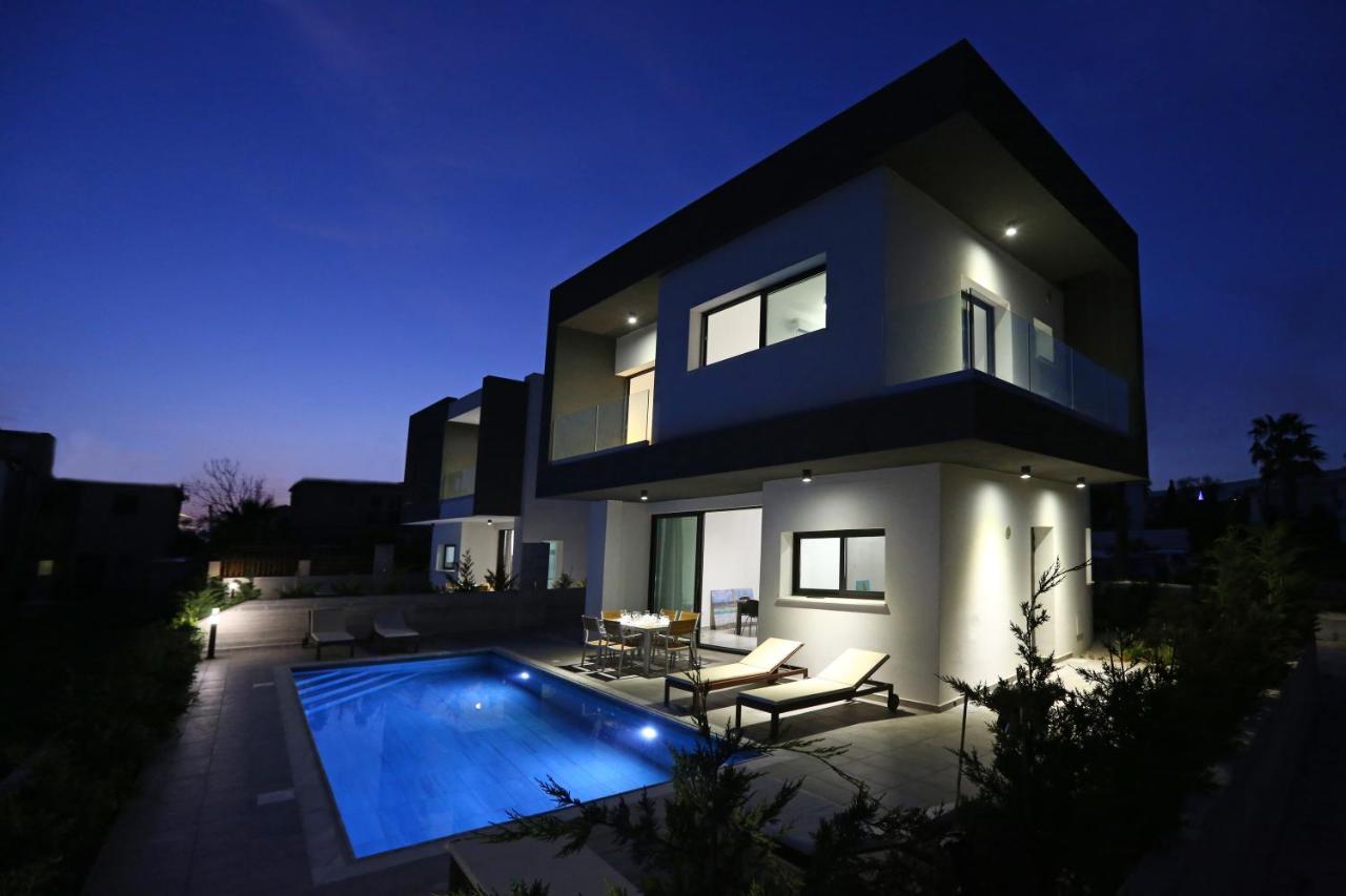 Villa Yria Coral Bay Buitenkant foto