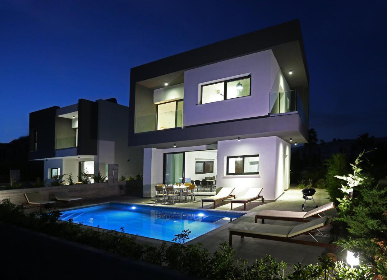 Villa Yria Coral Bay Buitenkant foto